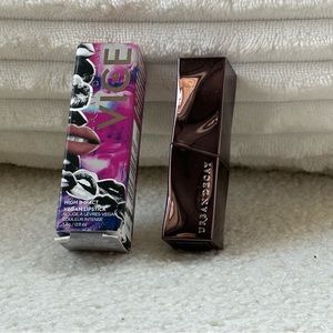 Urban Decay- Matte Lip Stick- What’s Your Sign- BRAND NEW